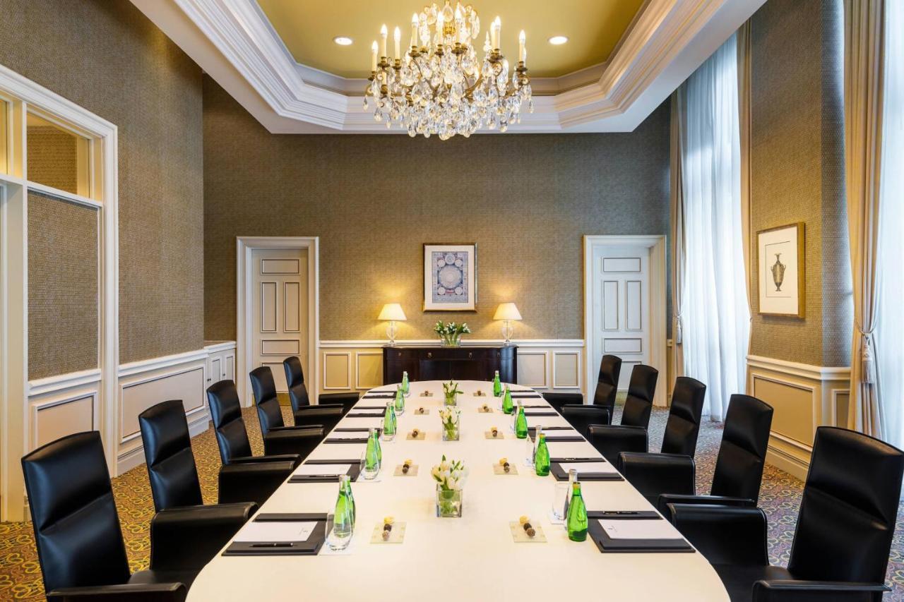 多哈丽思卡尔顿酒店 外观 照片 Boardroom