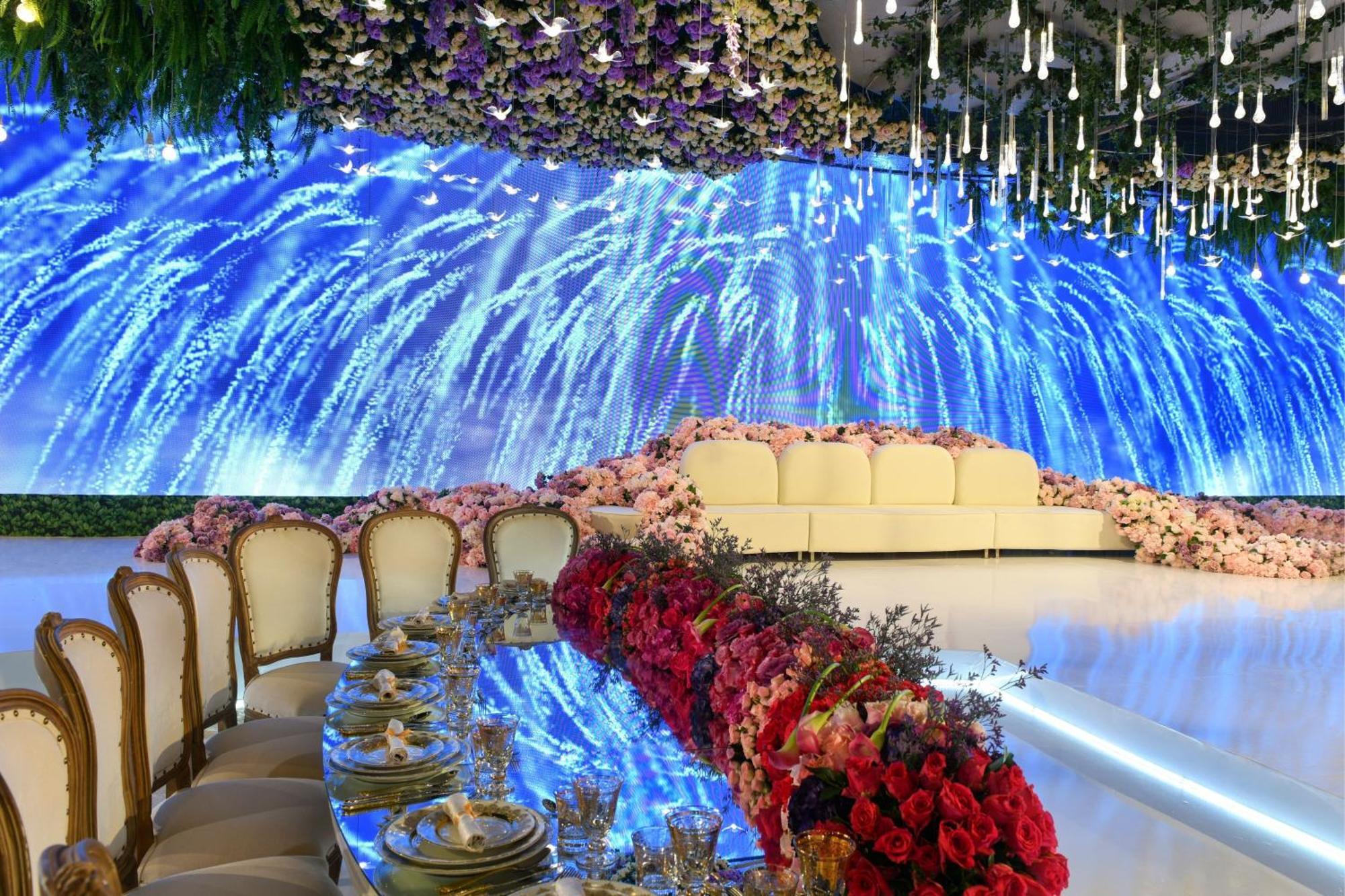 多哈丽思卡尔顿酒店 外观 照片 The interior of the ballroom