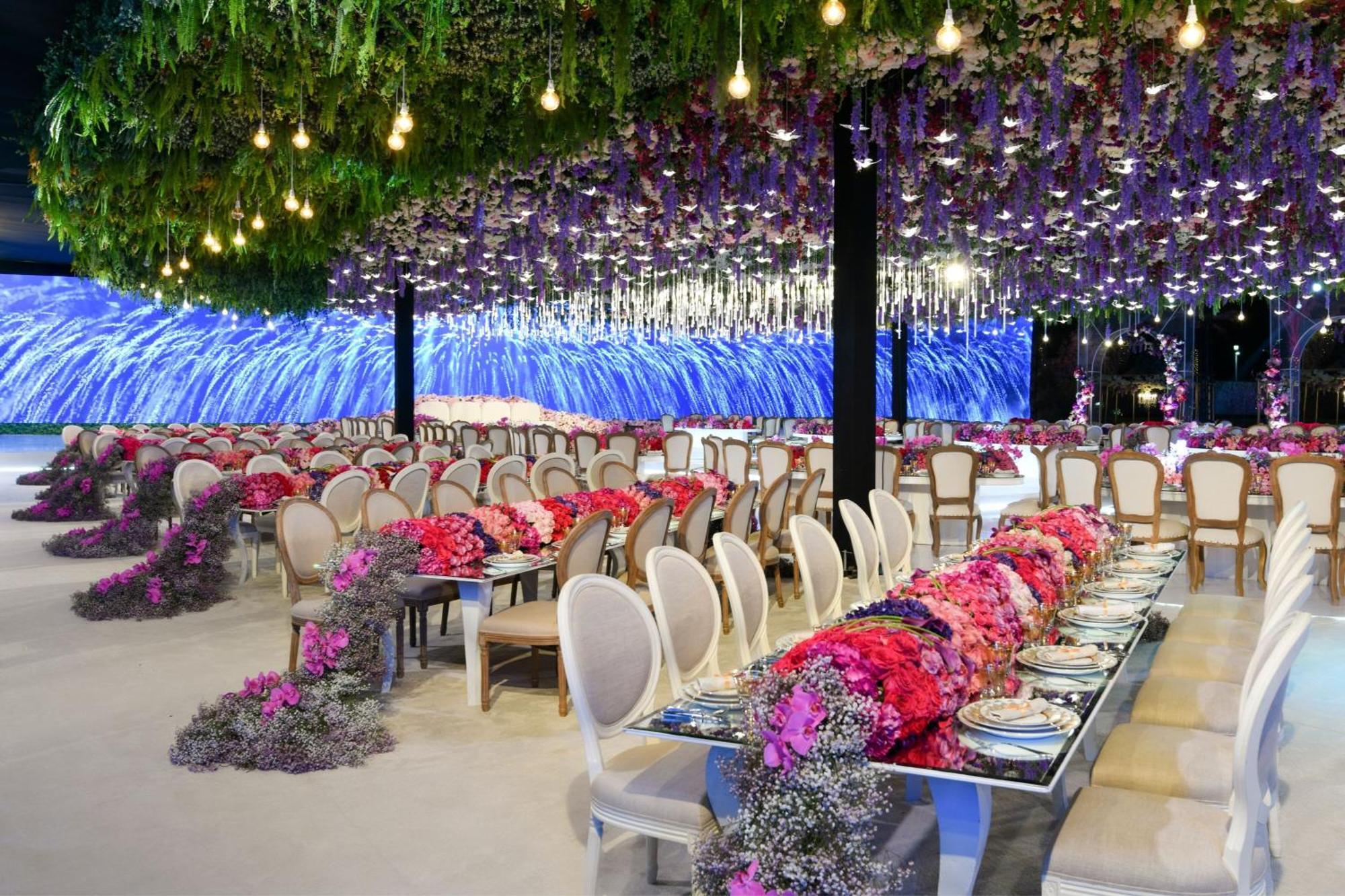 多哈丽思卡尔顿酒店 外观 照片 The interior of the tent