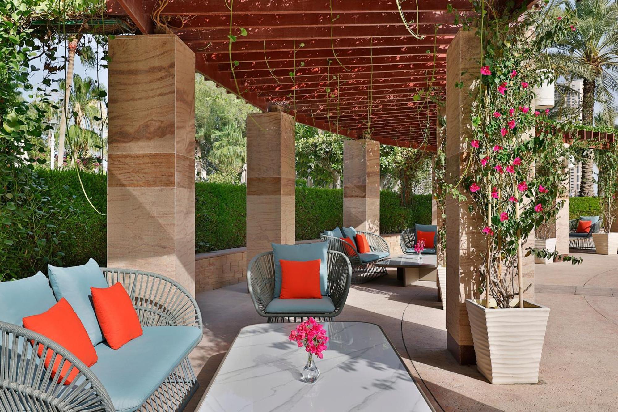 多哈丽思卡尔顿酒店 外观 照片 The Pergola