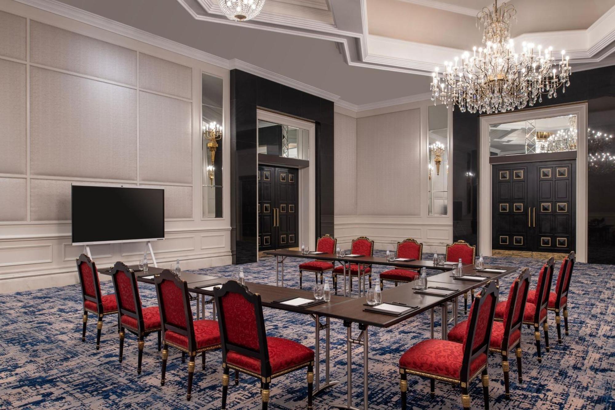 多哈丽思卡尔顿酒店 外观 照片 Meeting room