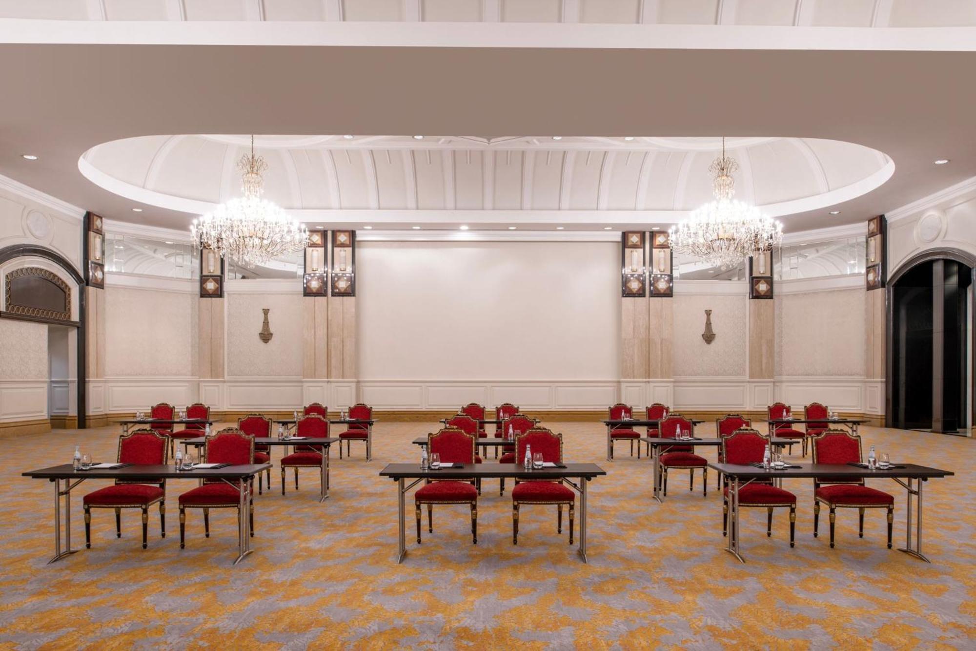 多哈丽思卡尔顿酒店 外观 照片 The ballroom